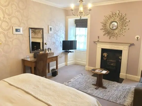 17 Burgate - Oda