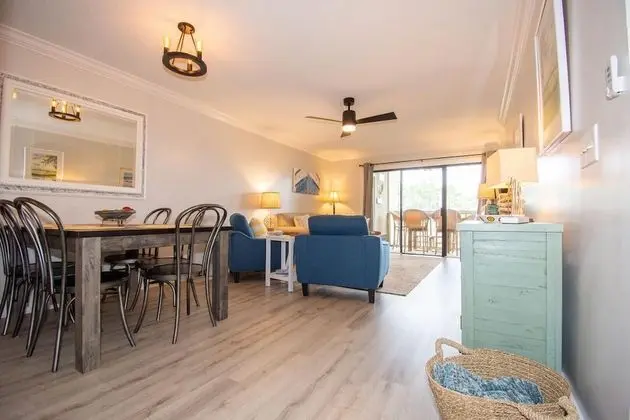 171 Beach Club Villa - Oda