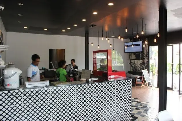 1715 House & Caff Resort Phuket - Lobi