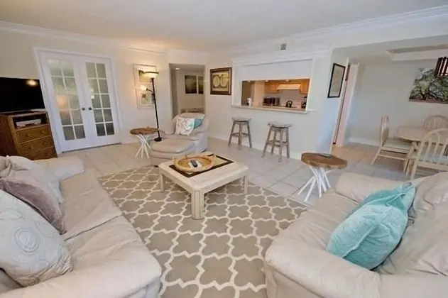 1722 Bluff Villa at The Sea Pines Resort - Oda Düzeni