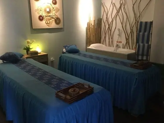 18 Suite Villa Loft by AMITHYA - Spa