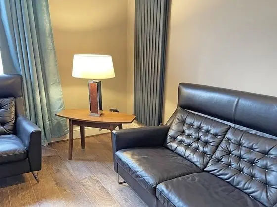 1820 Boutique Rooms and Suites - Lobi