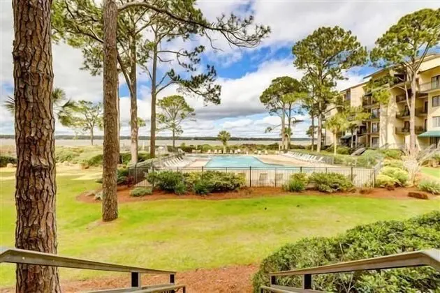 1850 Beachside Tennis at The Sea Pines Resort - Öne Çıkan Resim