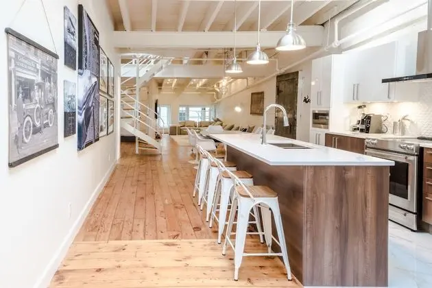 1858 Upscale Lofts in Old Montreal by Nuage - Öne Çıkan Resim