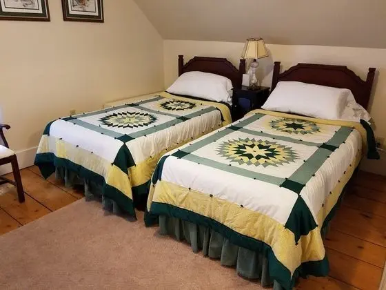 1860 House Inn and Vacation Rental Home - Oda