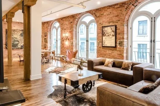 1861 Grand Loft in Old Port by Nuage