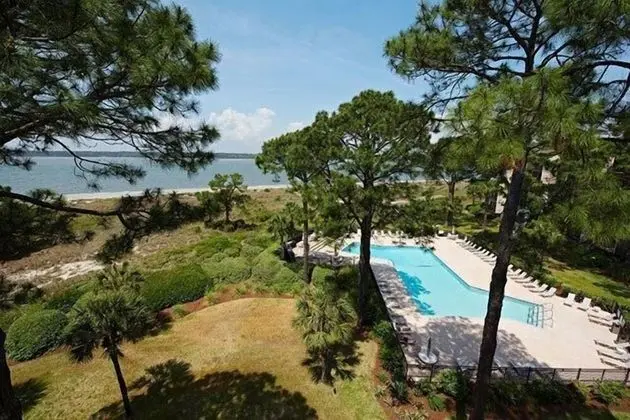 1864 Beachside Tennis at The Sea Pines Resort - Havuz