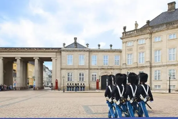 189m2 NEW Luxury Apt - City Central Prof Cleaning