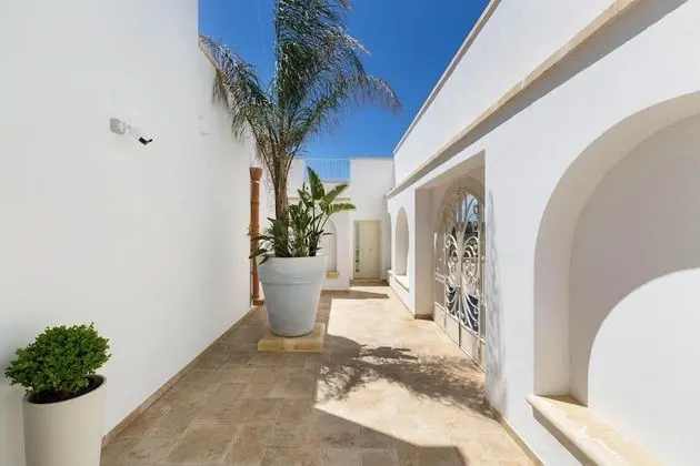 1913 B&B I Tarocchi - Camera Quadrupla con Terrazza - Yerinde Yemek