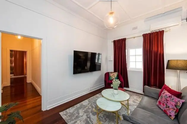 The 1920s - 'the Golden Palm' Suite Apartment - İç Mekan