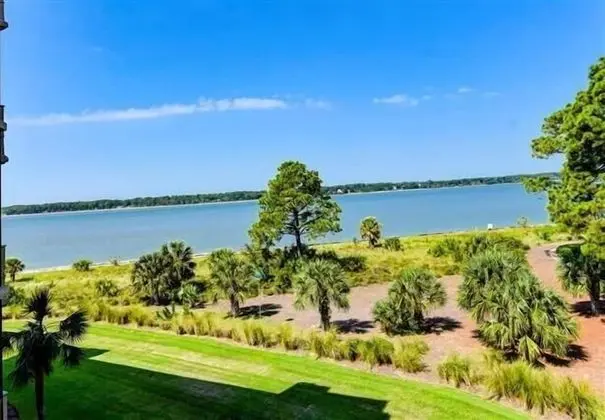 1924 South Beach Club at The Sea Pines Resort