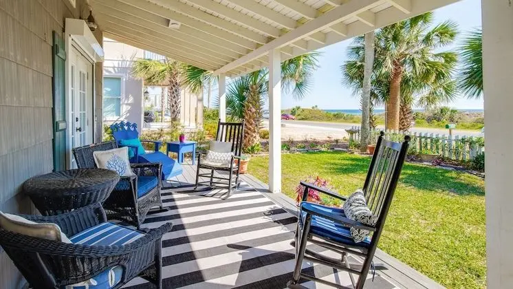 19306 Front Beach Rd. Lagunas Little Cottage