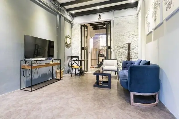 196 Oldtown Chic