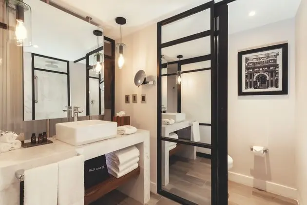 Hotel 1970 Curio Collection by Hilton - Oda