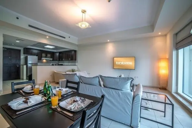 1B-Churchill-303 by bnbme homes - Oda Düzeni