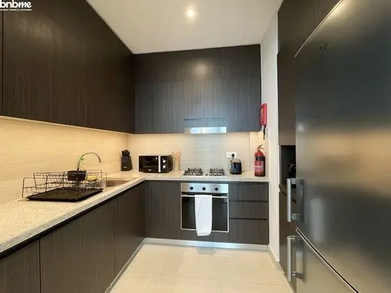 1B- Downtown Views-3109 by bnbme homes - Mutfak