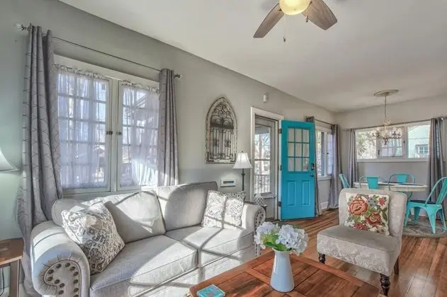 1BD Lovely Cottage Dogs Welcome Near Olympic Training Center