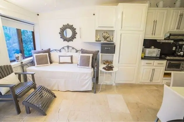 1BR Altos Chavon Apartment by ASVR-C1C - Oda Düzeni
