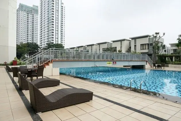 1BR Apartment at Cosmo Mansion near Grand Indonesia - Havuz
