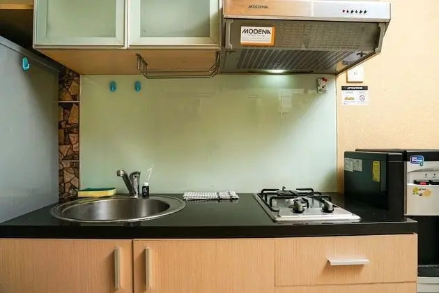 1BR Apartment at Cosmo Mansion near Grand Indonesia - Mutfak