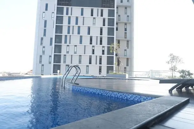 1BR Apartment The Linden Connected to Marvell City Mall - Havuz