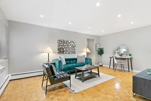 1BR Apt Near Shops in Lakeview - Oda Düzeni