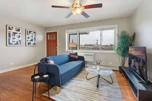 1BR APT in Quiet Arlington Neighborhood