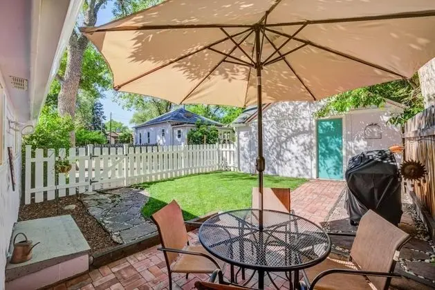 1BR Colorado Cottage Charm Hiking and Broadmoor