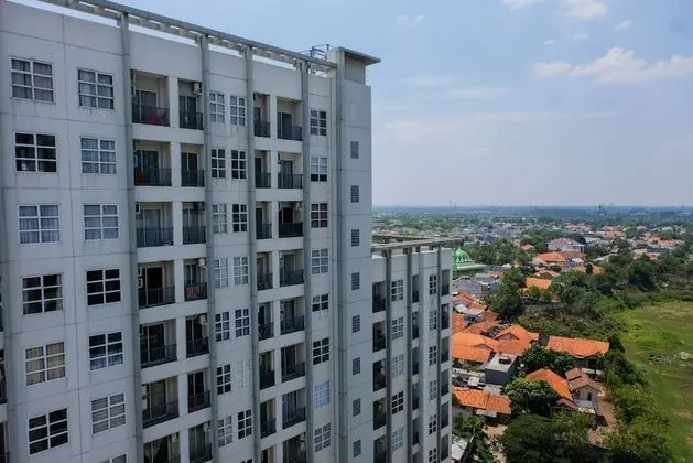 1BR Cozy Stay at Saveria Apartment - Dış Mekan