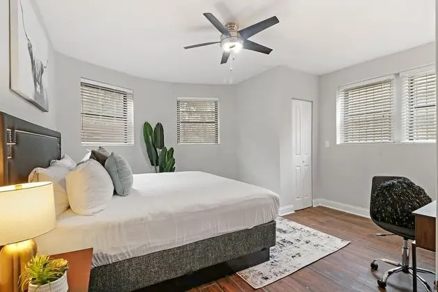 1BR Delightful Apartment in Ravenswood