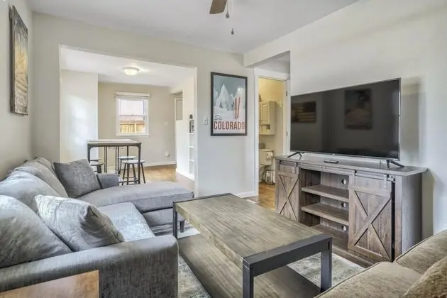 1BR Getaway Ivywild Neighborhood