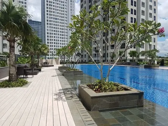 1BR Midtown Signature Apartment with Sofa Bed - Havuz