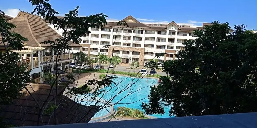 1BR Unit For Rent One Oasis Condominium