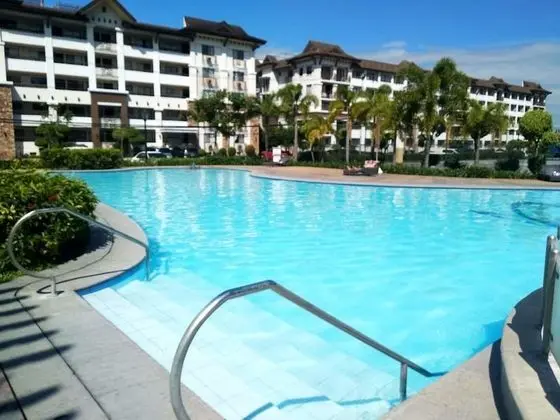 1BR Unit For Rent One Oasis Condominium - Havuz