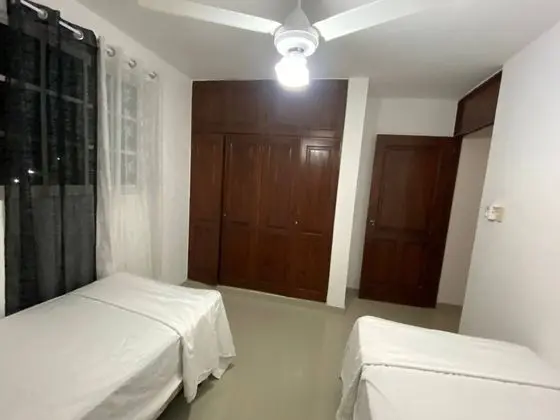 1dr Cozy Apt Easy Transprestaurant Near