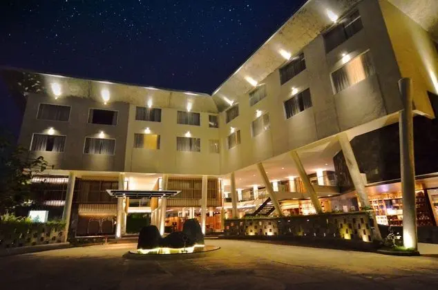 THE 1O1 Bali Fontana Seminyak - CHSE Certified - Lobi