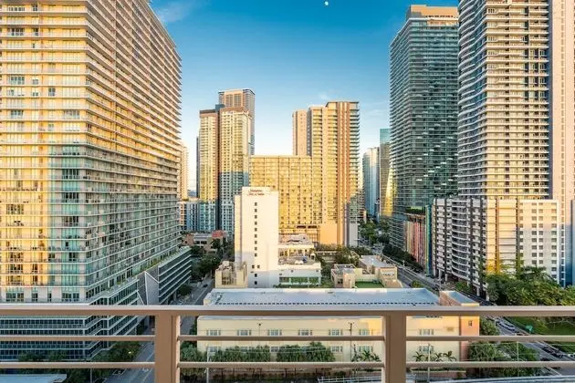 1st Brickell Boutique Residences by Nomad Guru