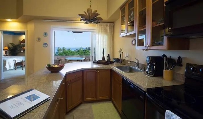 2-302 The Beach Villas at Kahaluu - Mutfak