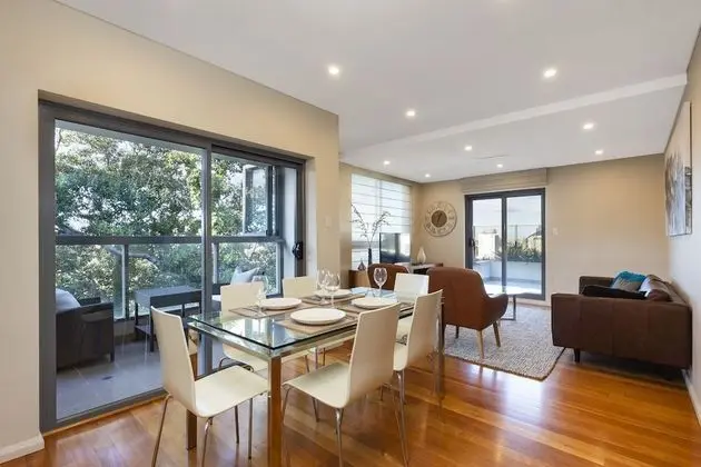 2 Bdrm North Sydney with harbour views - Oda Düzeni