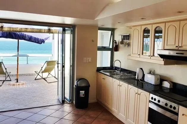 2 On the Beach 1 Self catering - Yerinde Yemek