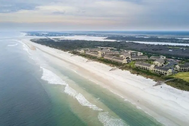 2 Bed, 2.5 Baths, Sleeps 6, Ocean View - Summerhouse 147
