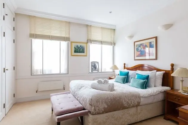2-bed 2-bath Next to Park Lane - Oda