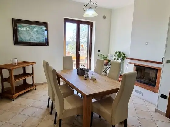 2-bed Apartment in Abruzzo, Italy 15 Minute to sea - Mutfak