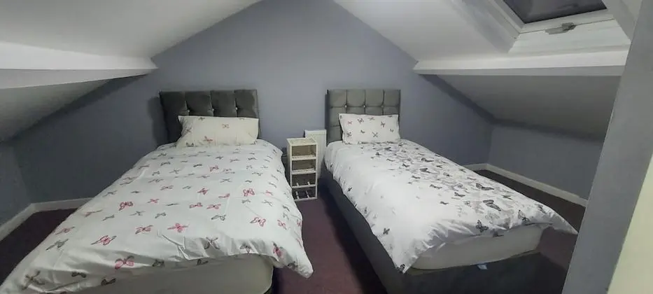 2-bed Apartment in Main Street Mexborough - Oda