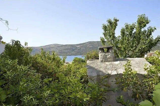 2-bed Apartment in Poljica Straight on Beach - Dış Mekan