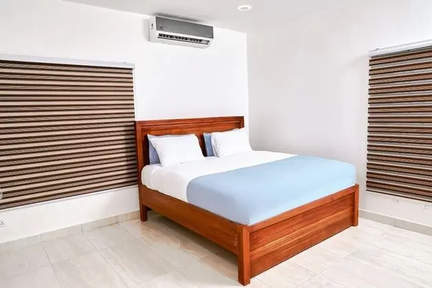 The 2 Bed Granite Courtyard Apt. - Oda