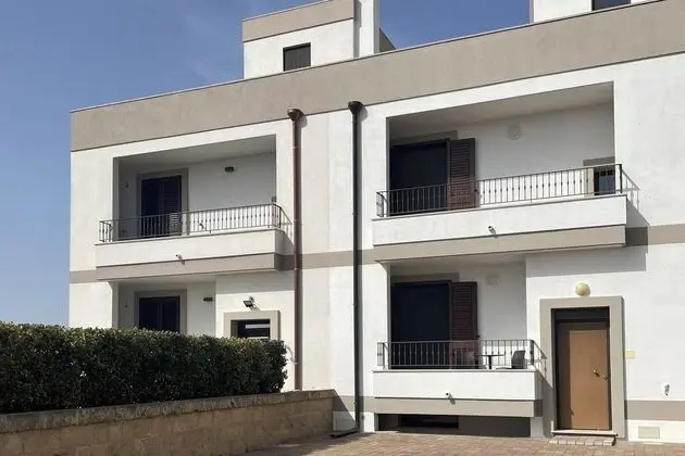 2 bed Hilltop House With Panoramic Views of Puglia - Dış Mekan