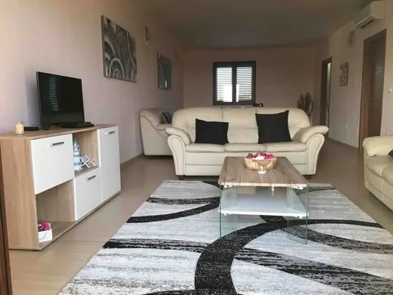 2 bed Hilltop House With Panoramic Views of Puglia - Öne Çıkan Resim