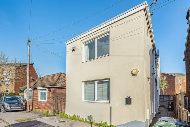 2 Bed Property in Historic Tonbridge