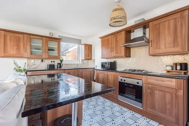 2 Bed Property in Historic Tonbridge - Mutfak